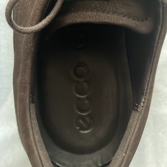Ecco - men brown leather shoes - size 44 is a men 10-101/2 - like new - - Picture 2 of 16